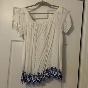 Off the shoulder white blouse with blue floral